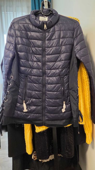 Тъмносиньо дамско яке