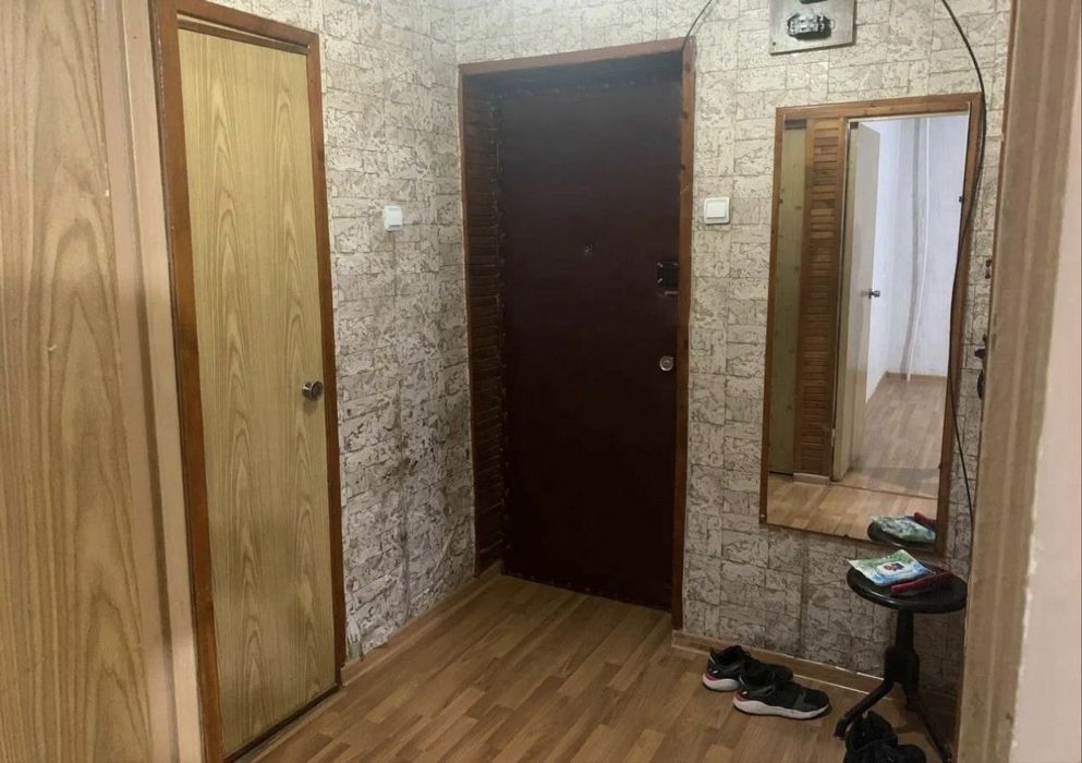 Код 810  Продам 2/1/4 ком квартиру куйлюк массив 1 кирпич ул Муниса