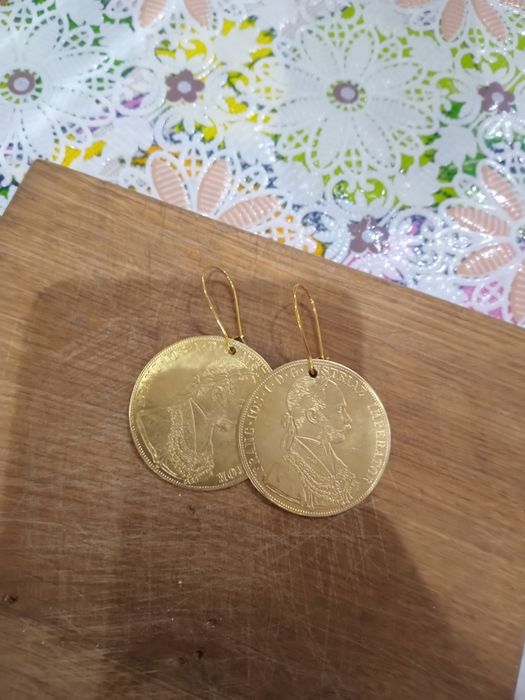 Vand monde placate cu aur de 24k