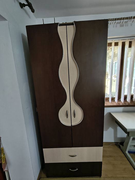 Șifoner 2 uși în stare bună
