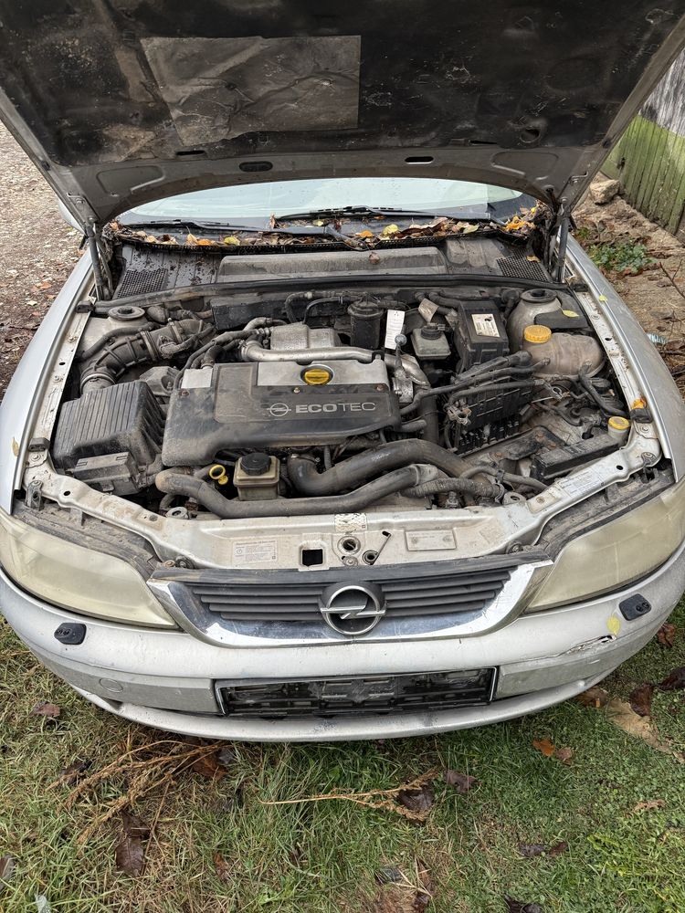 Opel Vectra 2.2 125hp само на части