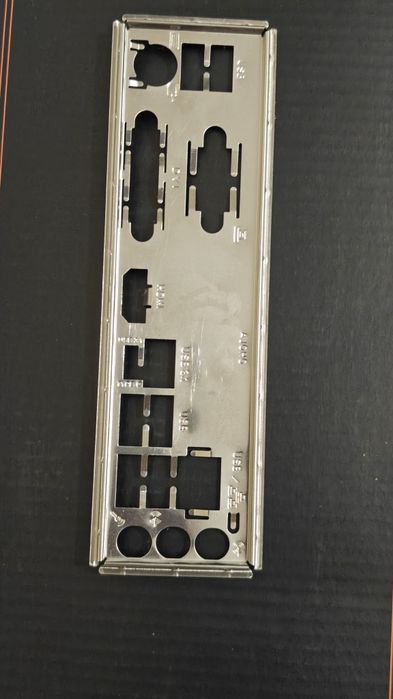 ASRock B450m Pro4 + Ryzen 5 5600x + TFORCE DDR4 16GB 3200mt/s CL16