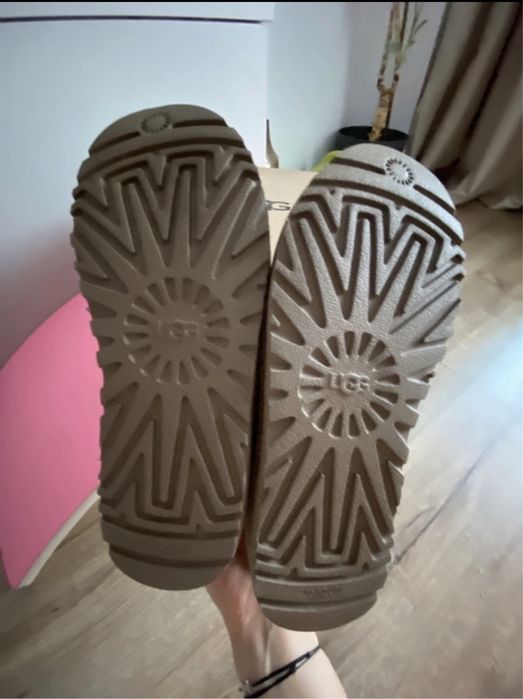 Cizme UGG noi originale