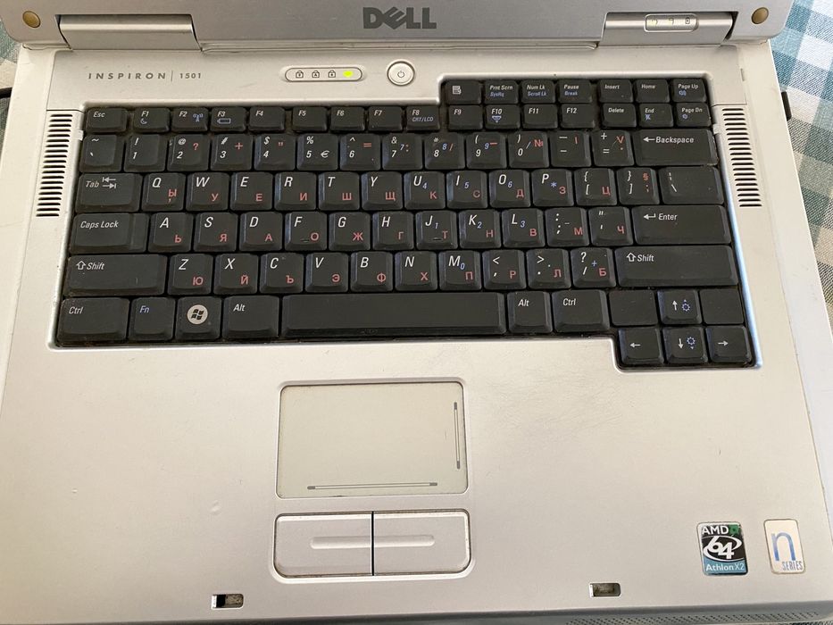 Лаптоп DELL Inspiron 1501