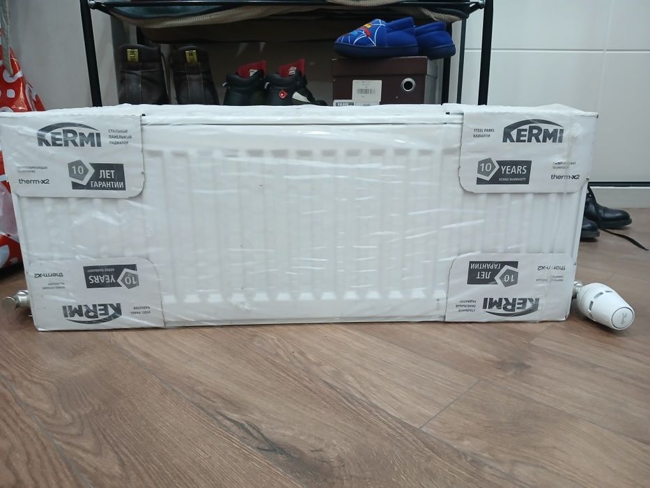 Продам радиатор новая