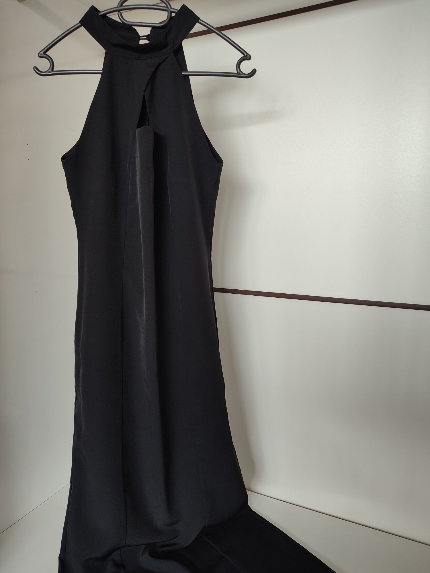 Черна дълга рокля ХС