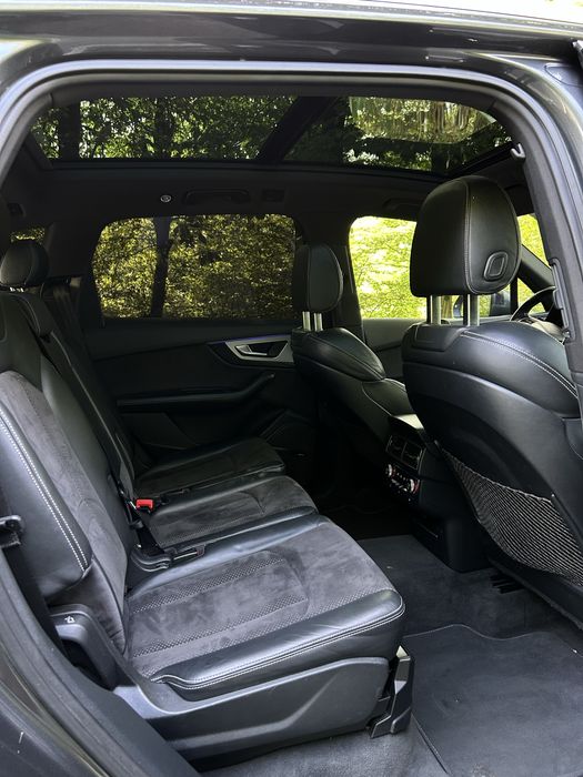 Audi Q7 S line , 7 locuri