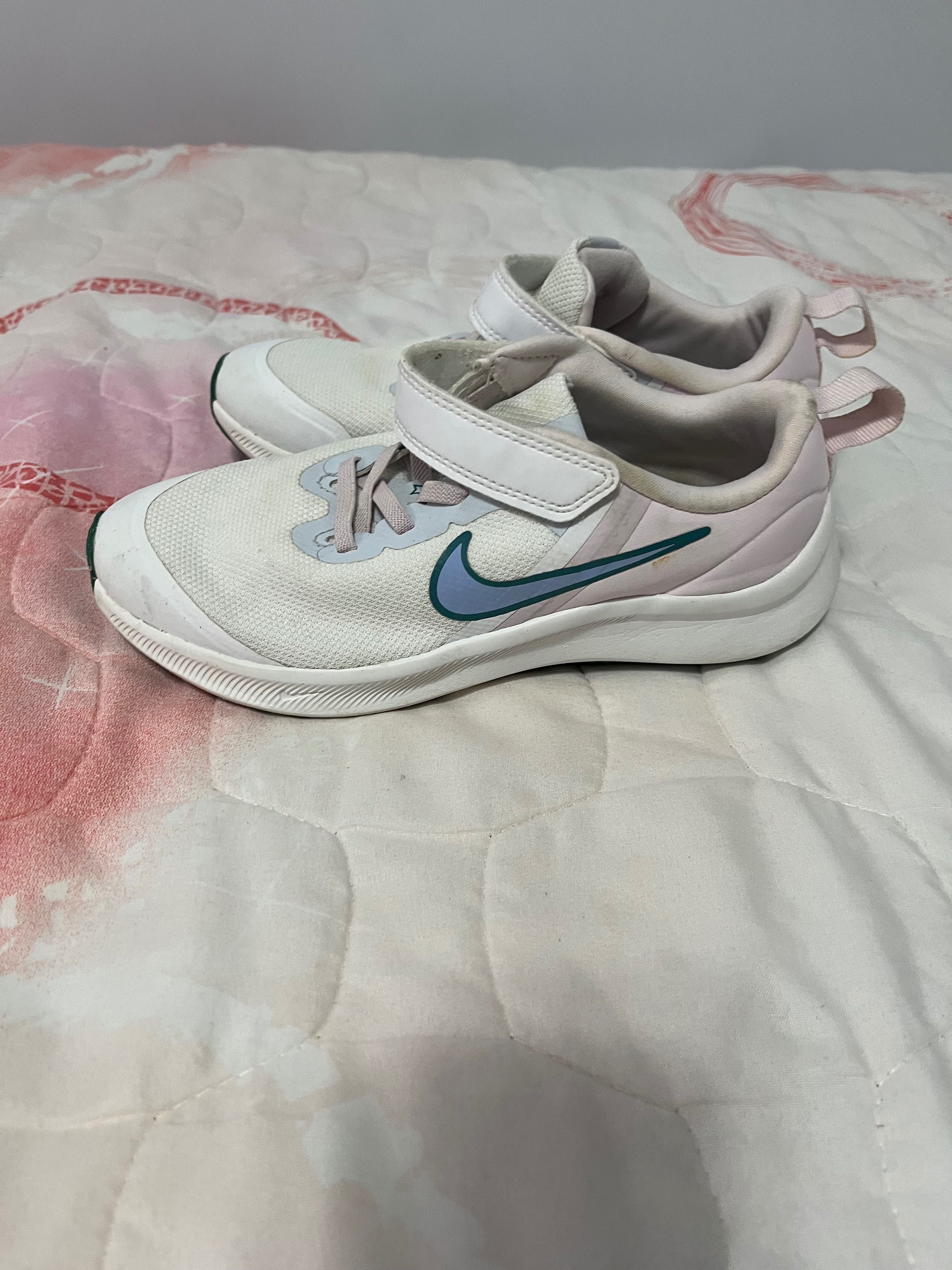 спортни обувки Nike
STAR RUNNER 3 PSV.