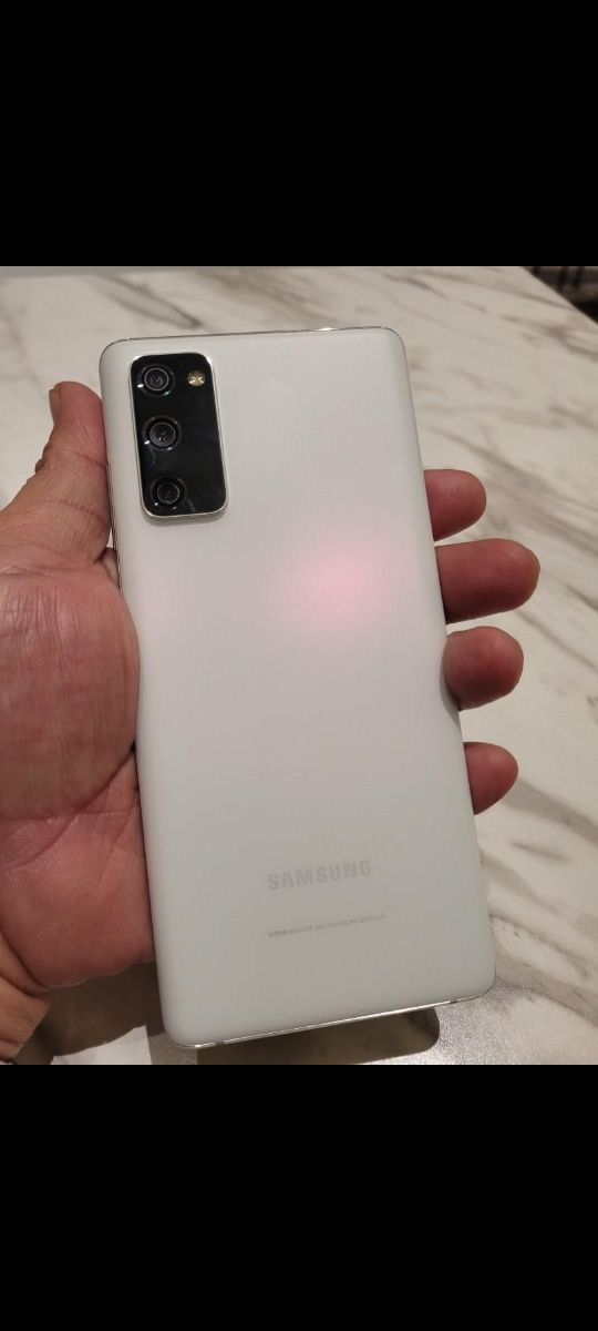 Samsung S20 5G .. 128Gb 12Gb Dualsim. Stare excelenta
