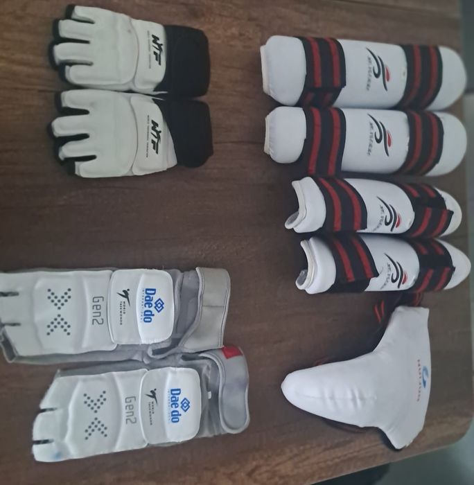 Tibiere, antebrațe/scoica taekwondo