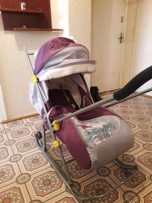 Продам санки коляску