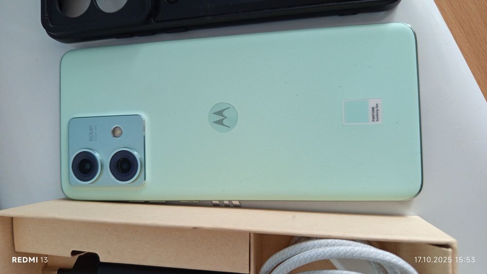 Motorola edge 40 neo. 12/256 гб. Отворен, но не е използван.