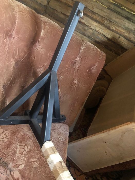 Продам навесной настенный кронштейн для груши можно повесить в квартир