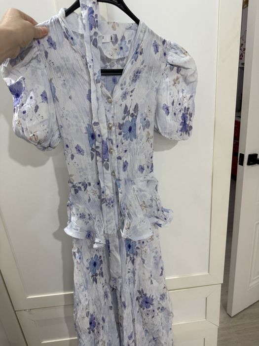 Продам платье за 7000 тг