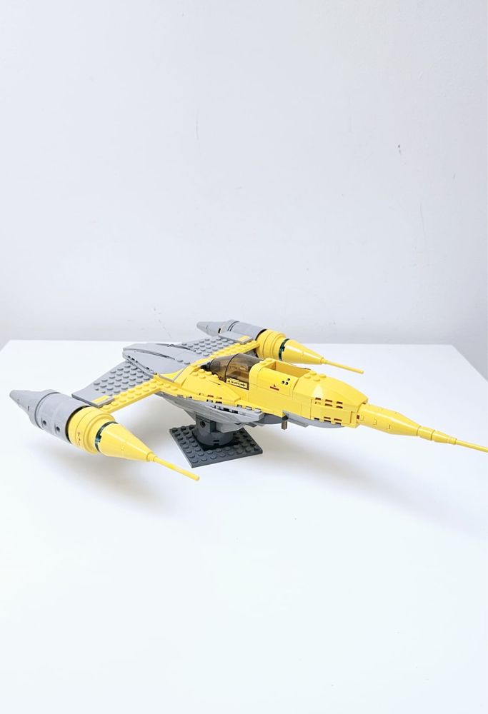 Lego Star Wars 75092 - Naboo Starfighter (2015)