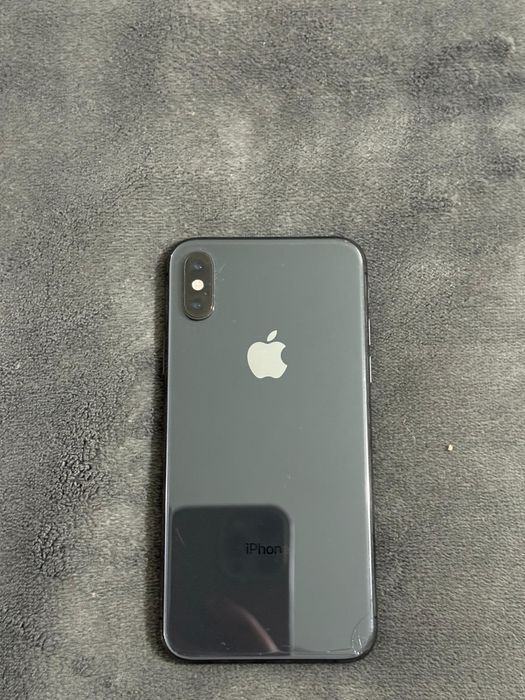 Айфон xs в хорошем состаяни