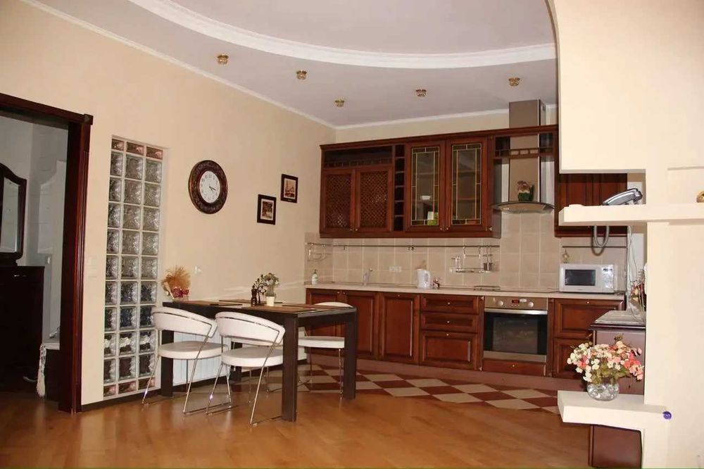 Дава се под наем Двустаен апартамент в София, Зона Б-18 - 62 кв.м за 459 € - Снимка #2