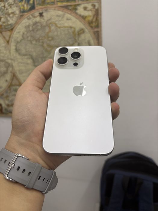 Iphone 15 pro max 256 white