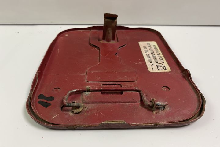 Usita rezervor Daihatsu Feroza prima generatie (facelift)