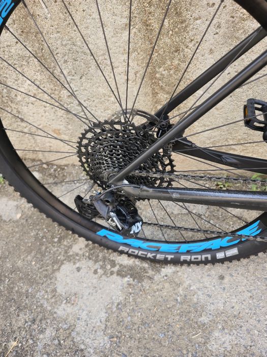 Карбонов Canyon Exceed 29 цола М размер 1x12 Sram NX, въздушна Rocksho