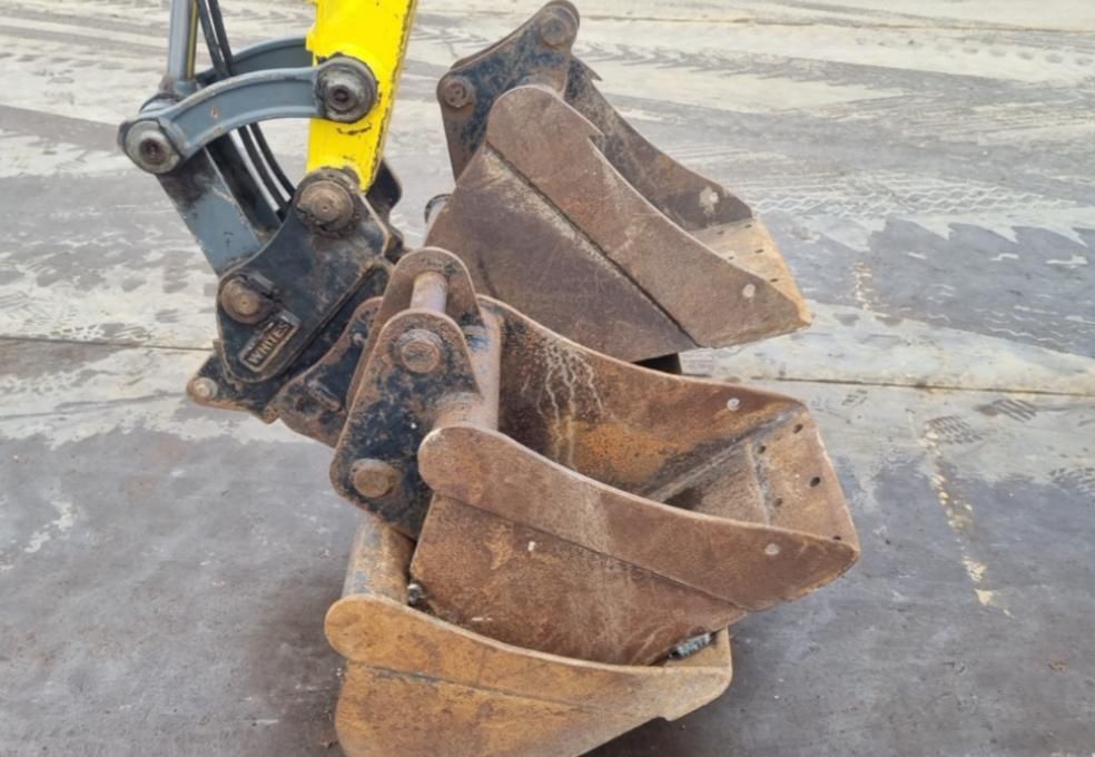 Vand mini excavator wacker neuson EZ28r