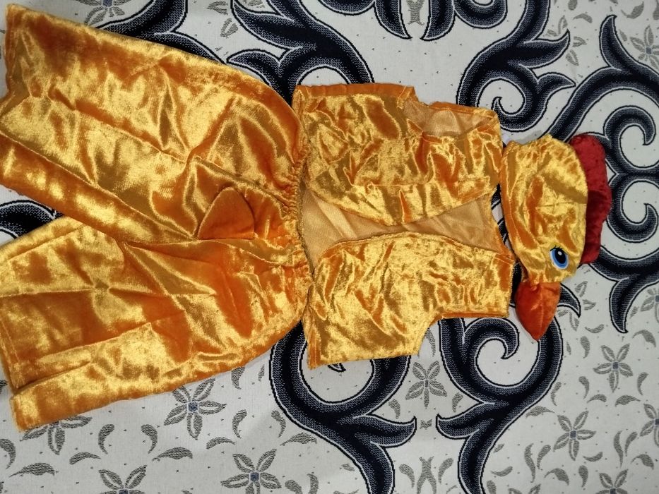 Продам костюм петуха