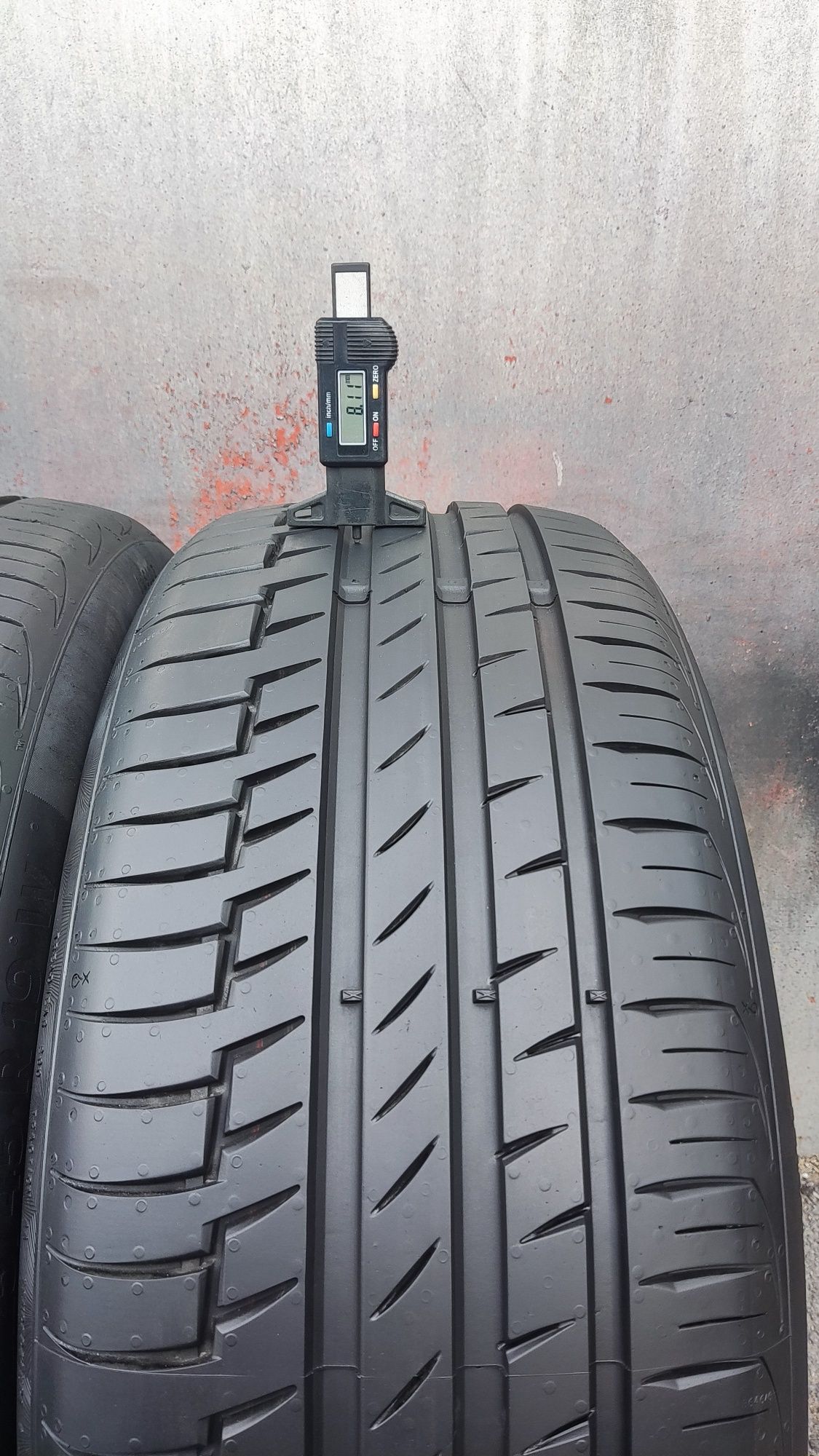 2бр. летни гуми 225/45/19 Continental Conti Premium Contact 6, runflat