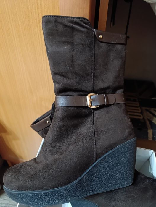 Сапоги зимние новые 30000цена