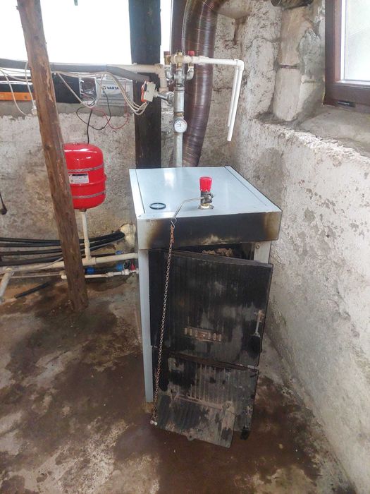 Centrală lemne fontă Gobe