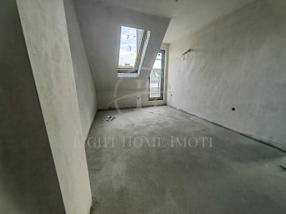 Продава се Тристаен апартамент в Пловдив, Христо Смирненски - 137 кв.м за 1257 €/кв.м - Снимка #4