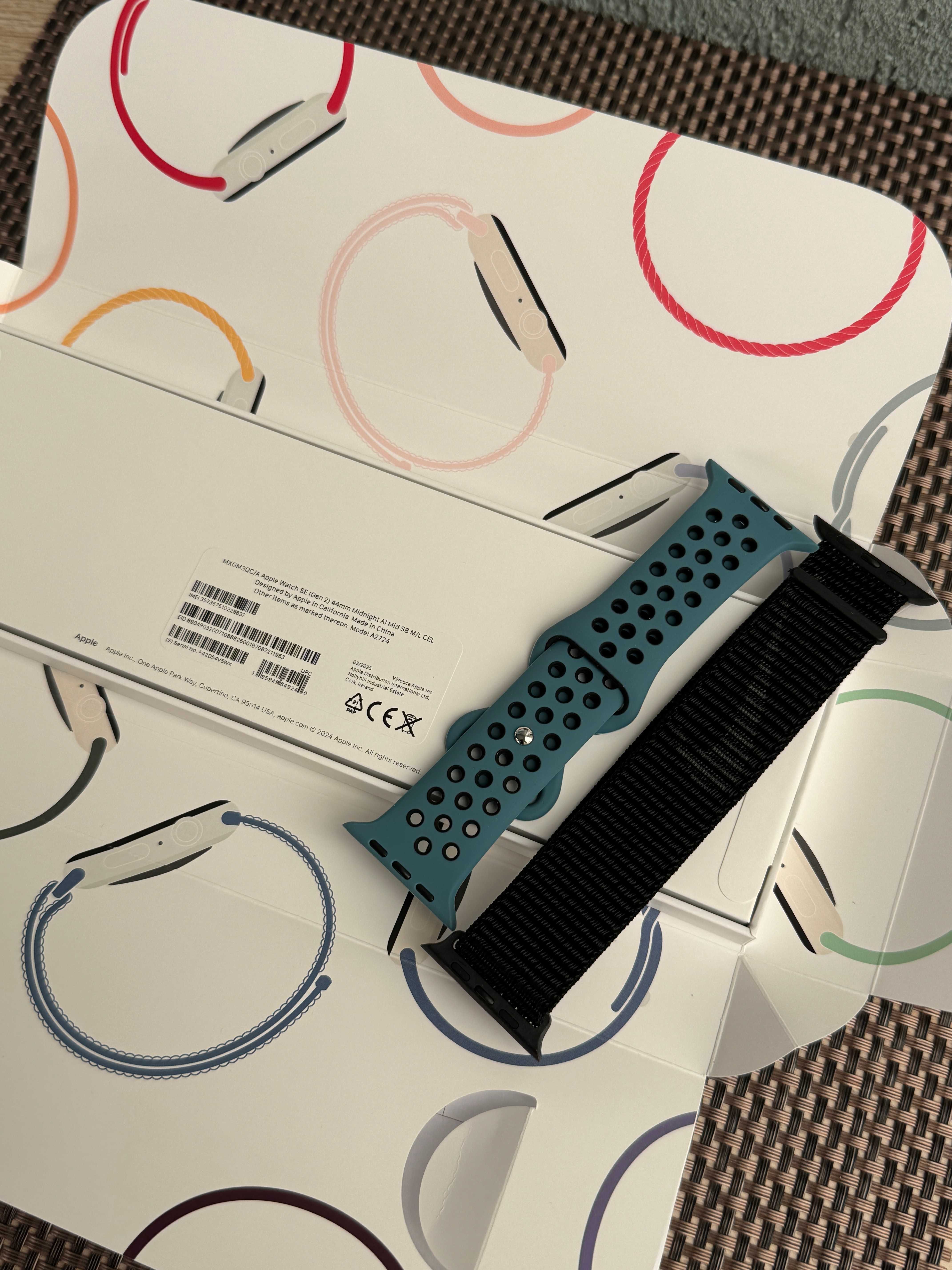 НЕРАЗПЕЧАТАН 24М Гаранция  E-SIM Apple Watch SE 2 Лизинг 44mm CELLULAR