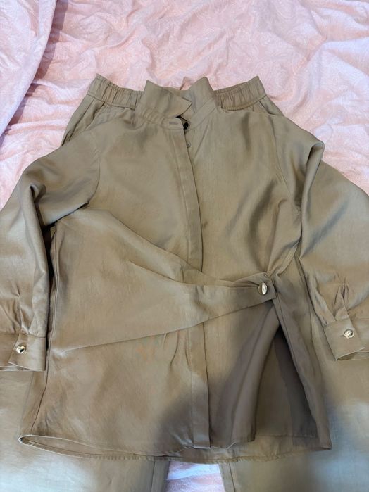 Costum Zara impecabil