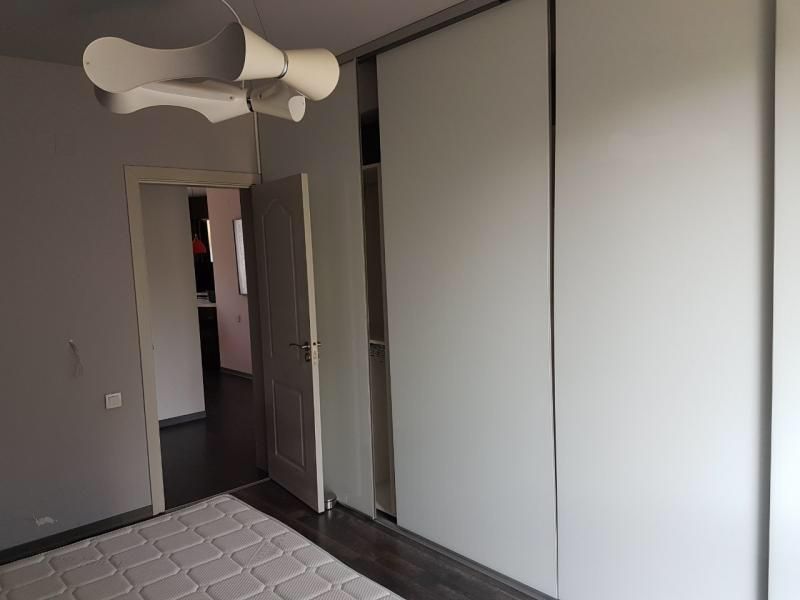 Дава се под наем Двустаен апартамент в София, Бояна - 90 кв.м за 850 € - Снимка #4