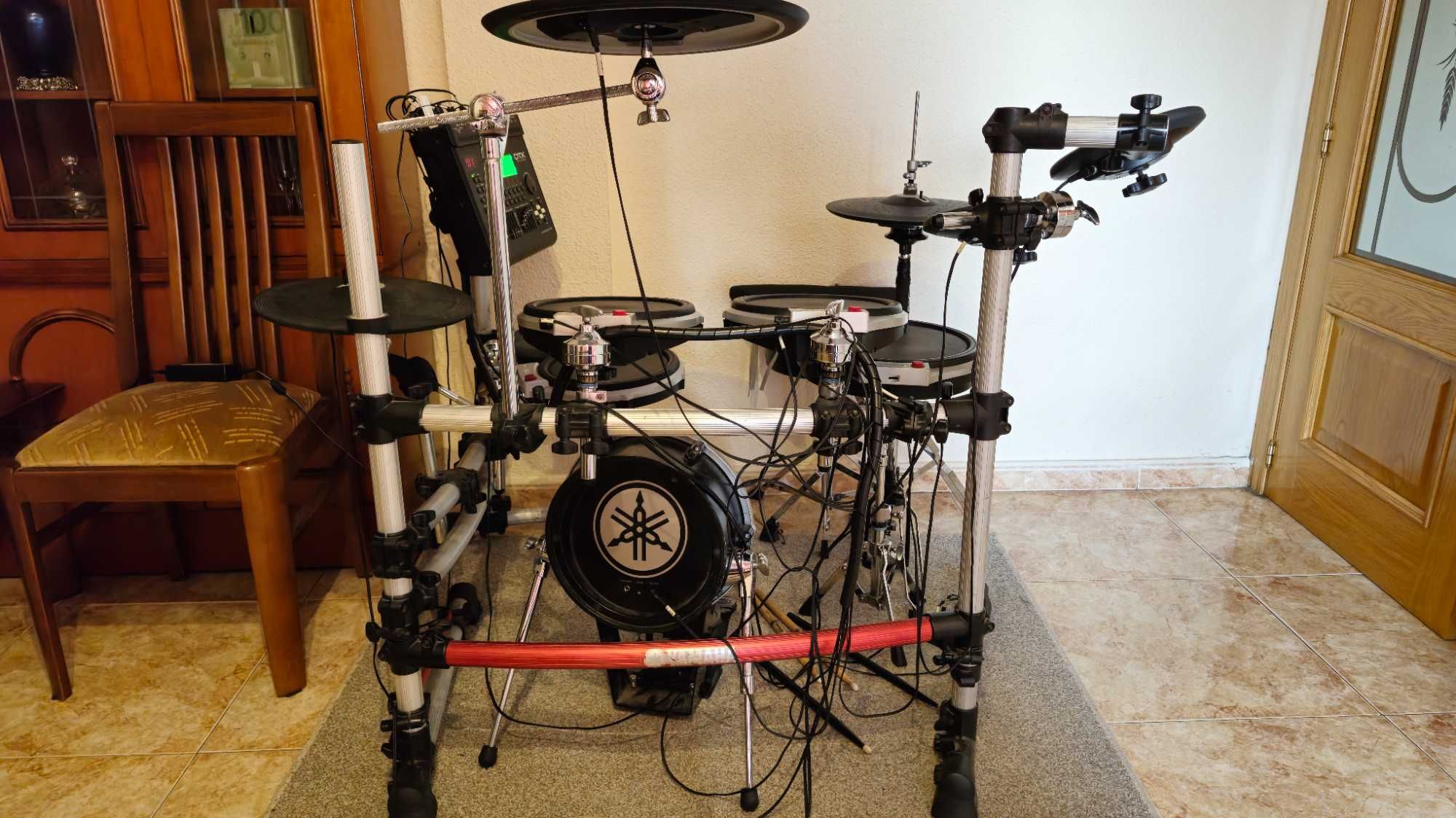 Електронни барабани Yamaha 900k