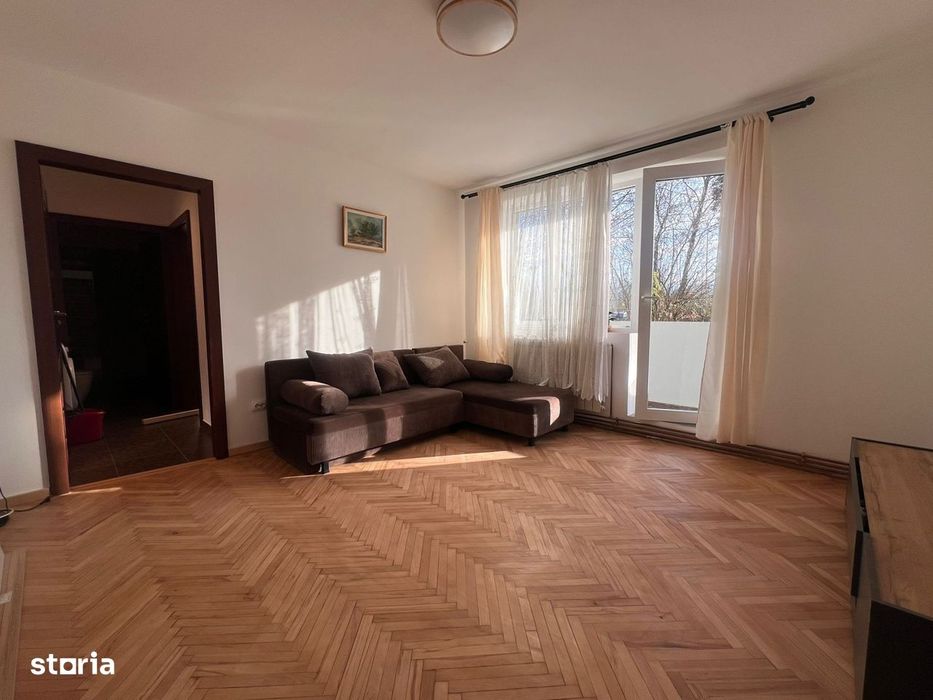 De închiriat apartament 3 camere Gheorgheni