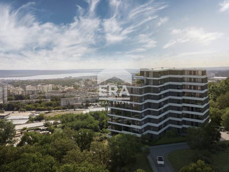 Двустаен южен апартамент за продажба, с голяма тераса, в новострояща с