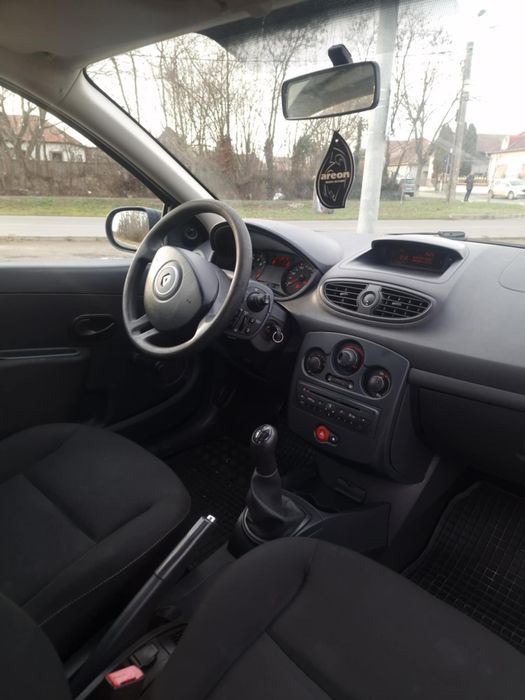 Vând Renault Clio,an 2013,recent adusă în țară