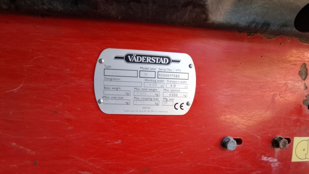 Semanatoare Vaderstad Tempo T6 +  Rapid400 C si Gaspardo MTR 6