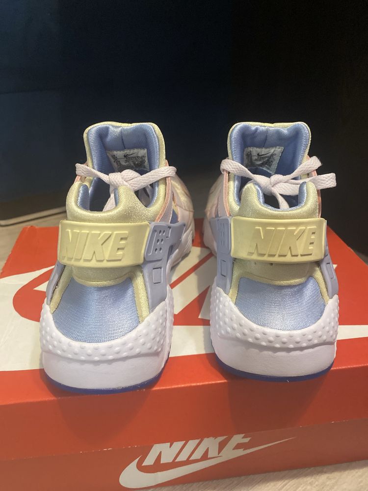 Маратонки nike air huarache