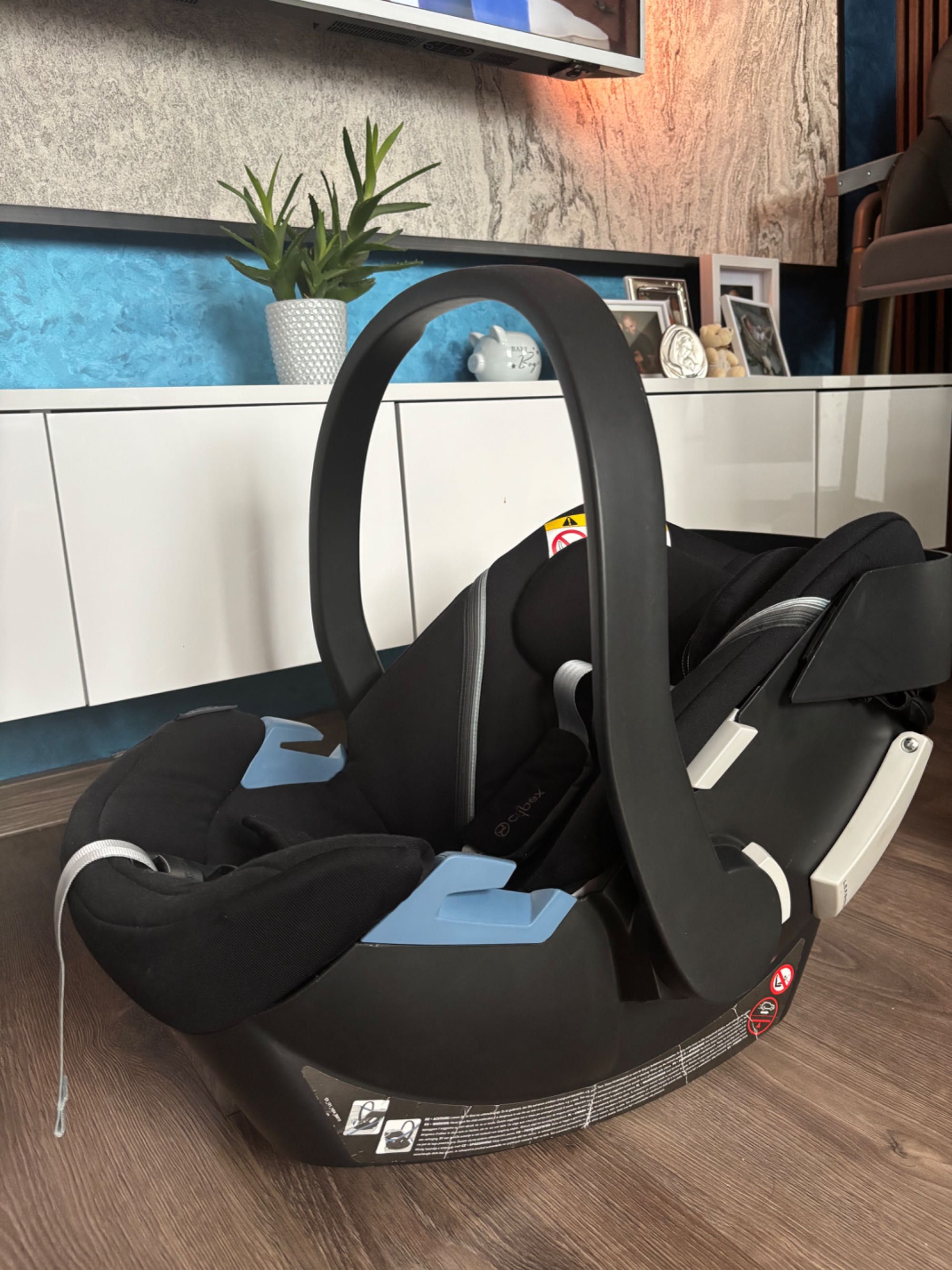 Столче за кола Cybex Aton 5