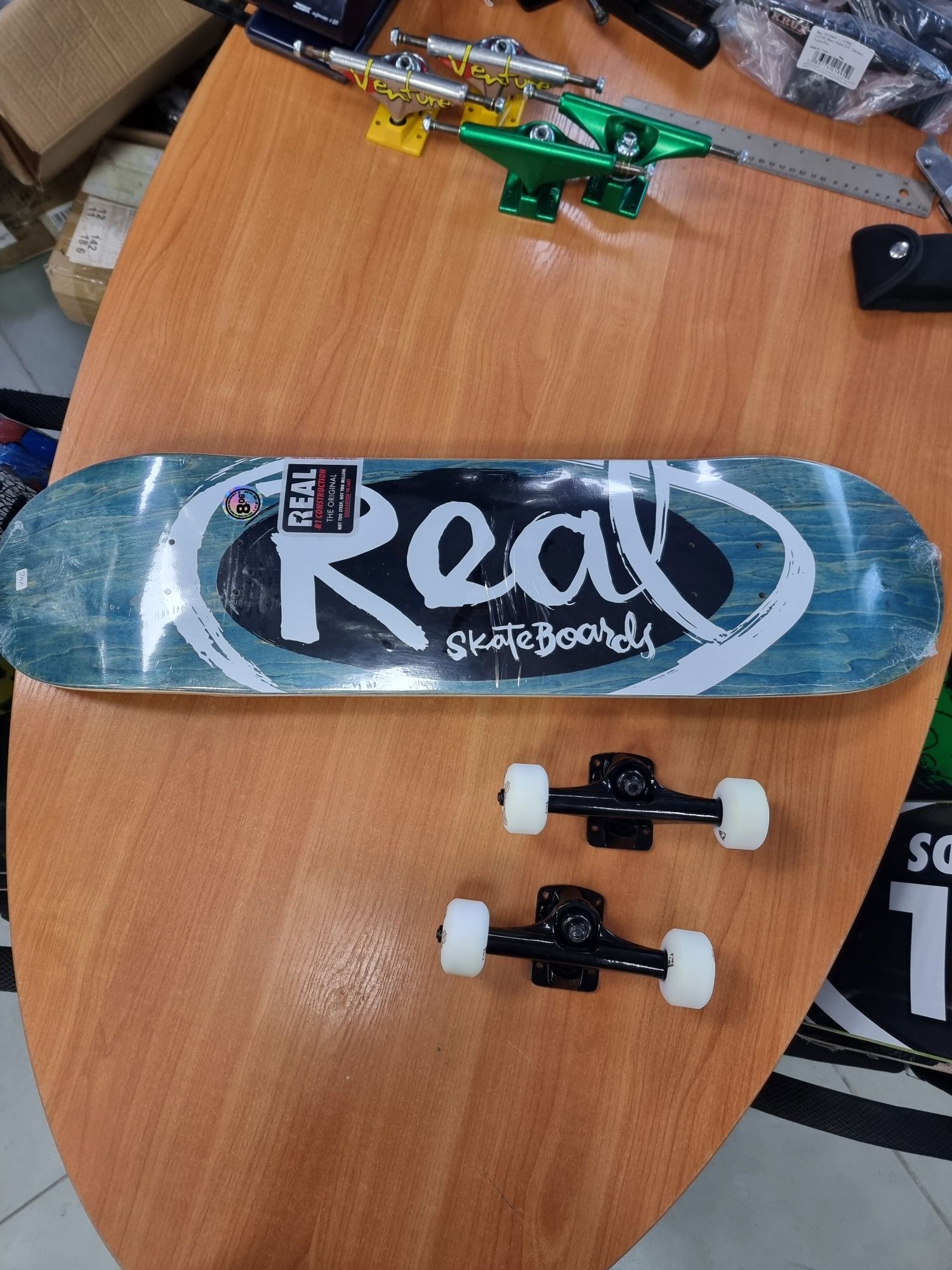 Професионален скейтборд Real 8.06