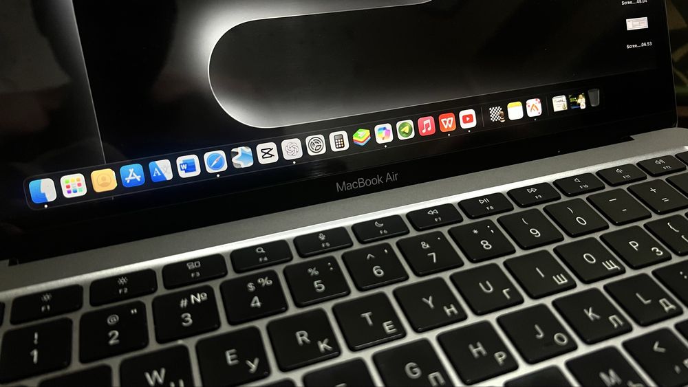 Macbook Air M1 8/512