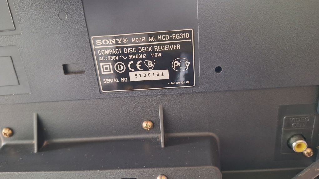 " Combina " Sony MHC-RG310 + boxe ( citiți tot anunțul )