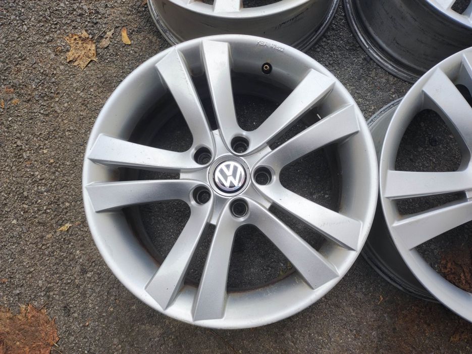 Фолксваген/VW; Skoda/Шкода - 17 цола 5x112; 4 бр.  лети джанти