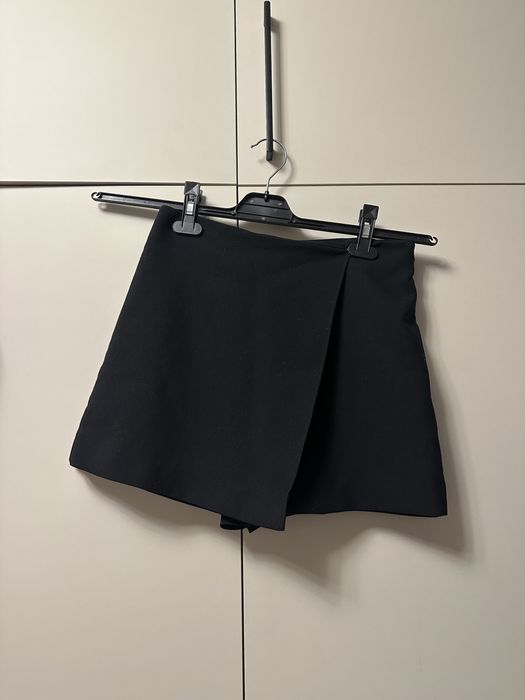 Пола панталон Zara, кожена пола