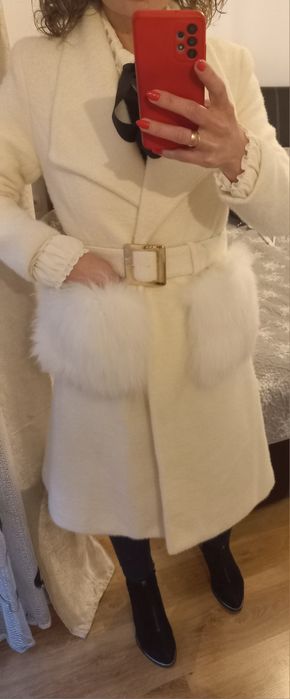 Дамско палто с естествен косъм лисица