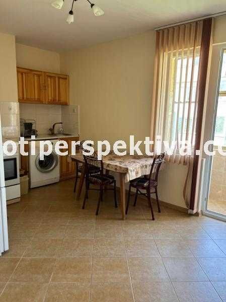 Продава се Двустаен апартамент в Пловдив, Център - 65 кв.м за 2119 €/кв.м - Снимка #3