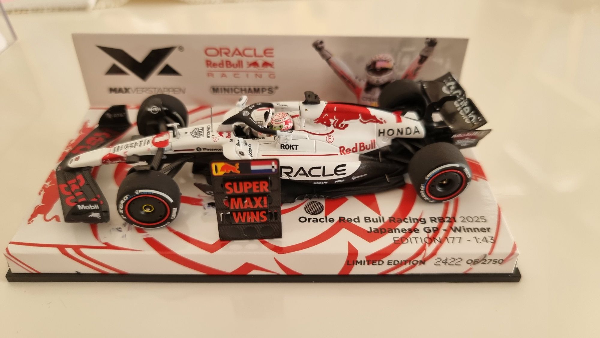 Red bull rb21 japanese gp Max Verstappen 1:43