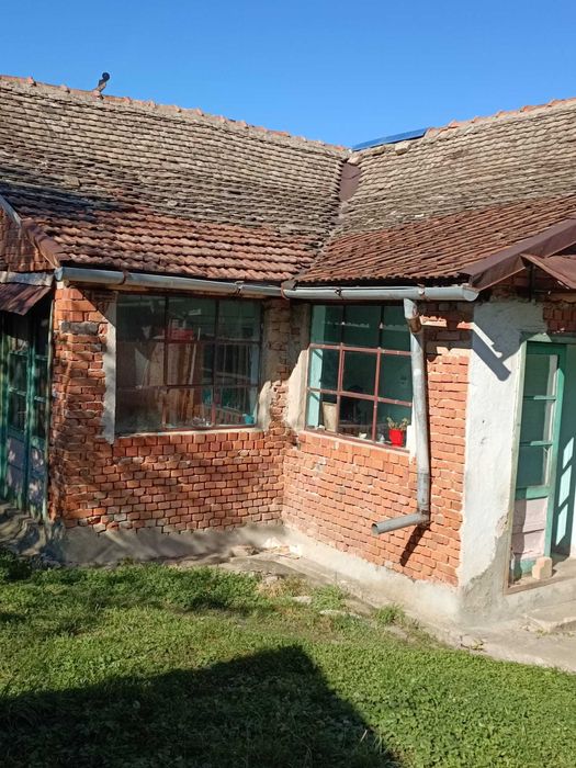 Casă de vânzare în Târnova, jud. Caraș-Severin – 3 camere, teren 1079