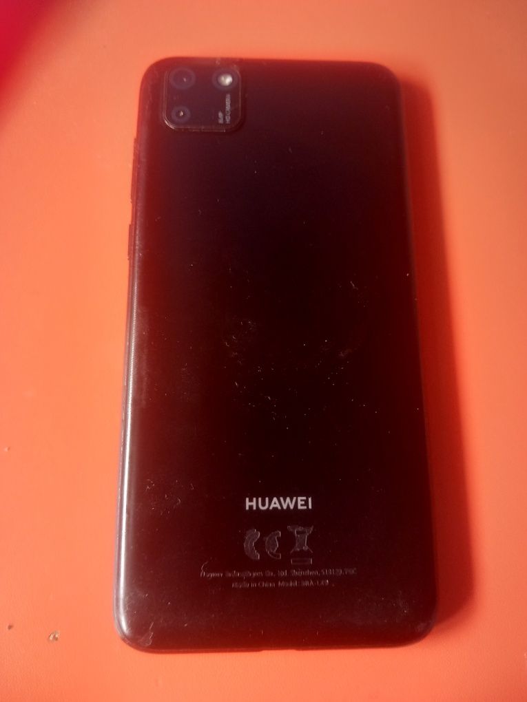 Vând Huawei y5p 2020  display spart piese